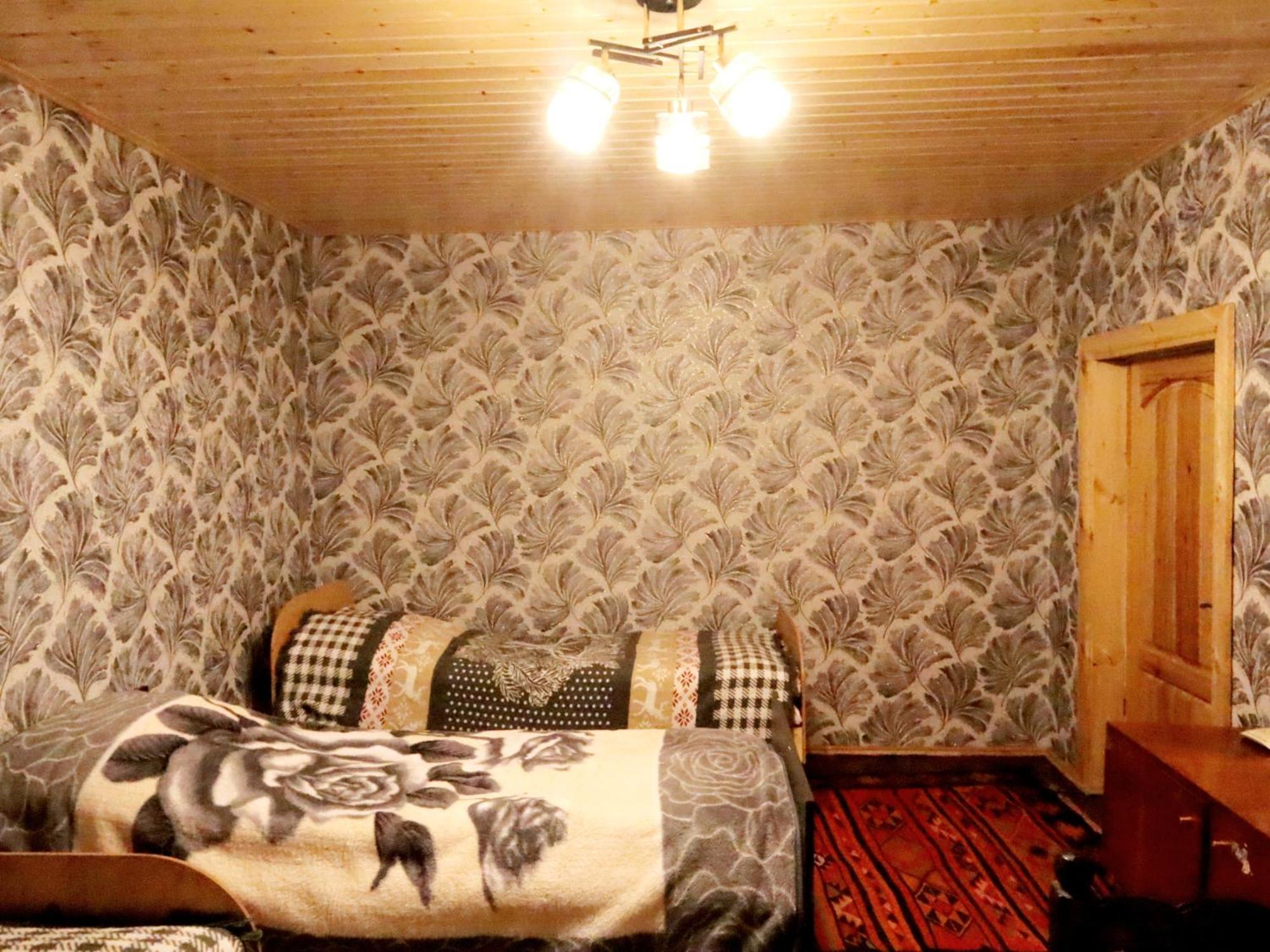 Xinaliq Khinalig Izzet'S Riverside Home Stay Exterior foto