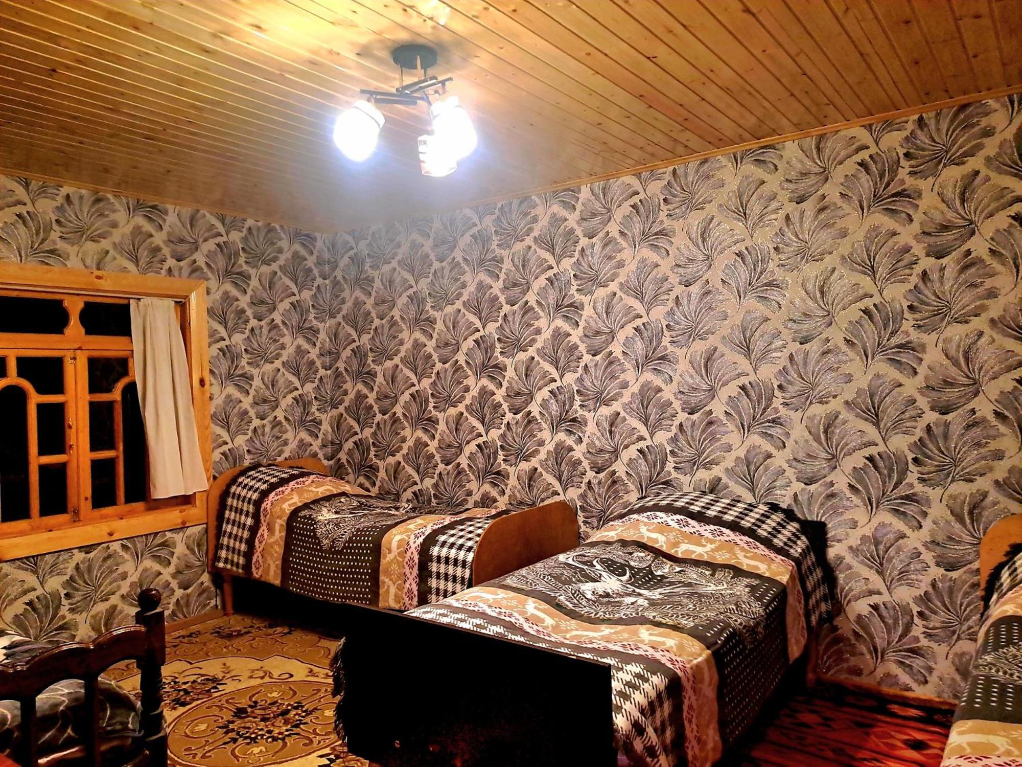 Xinaliq Khinalig Izzet'S Riverside Home Stay Exterior foto